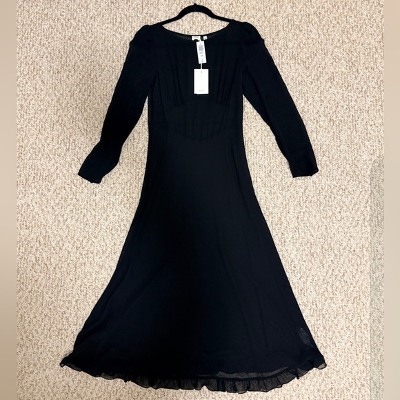 Wilfred Dresses & Skirts - Wilfred Minnelli Dress